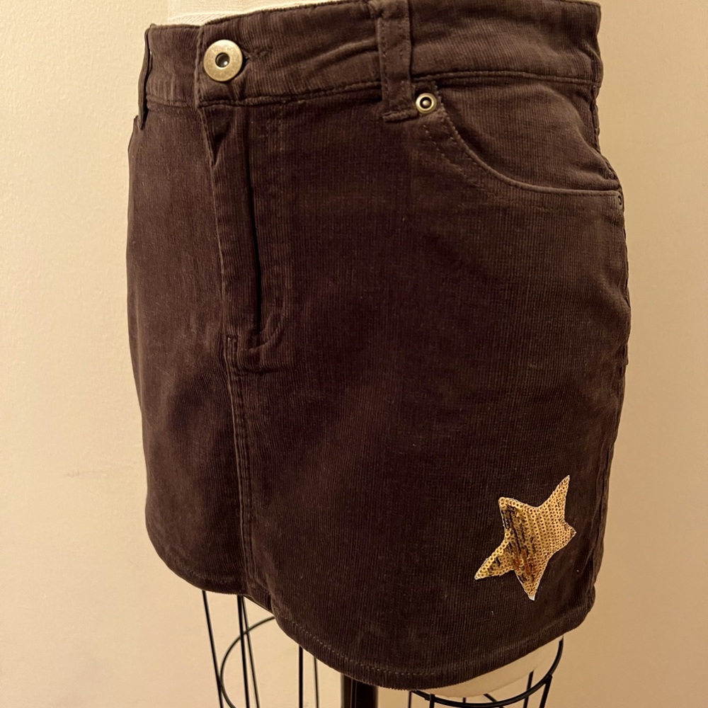 New stretch  corduroy mini skirt - Size 9